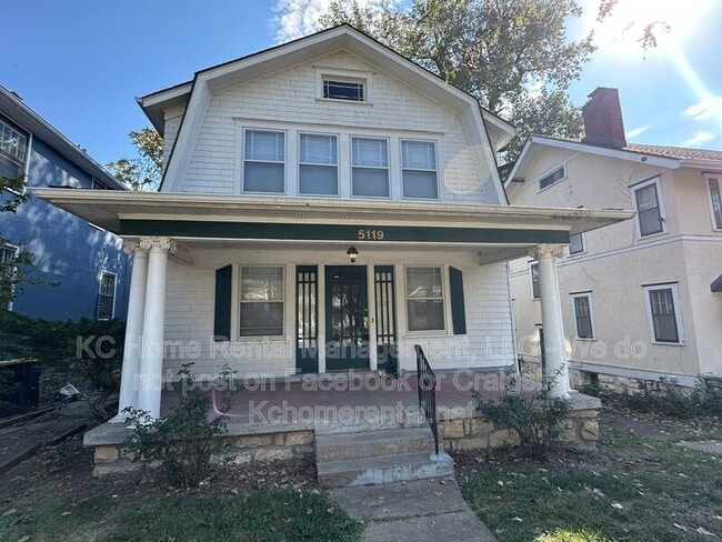 Building Photo - 5119 Grand Ave