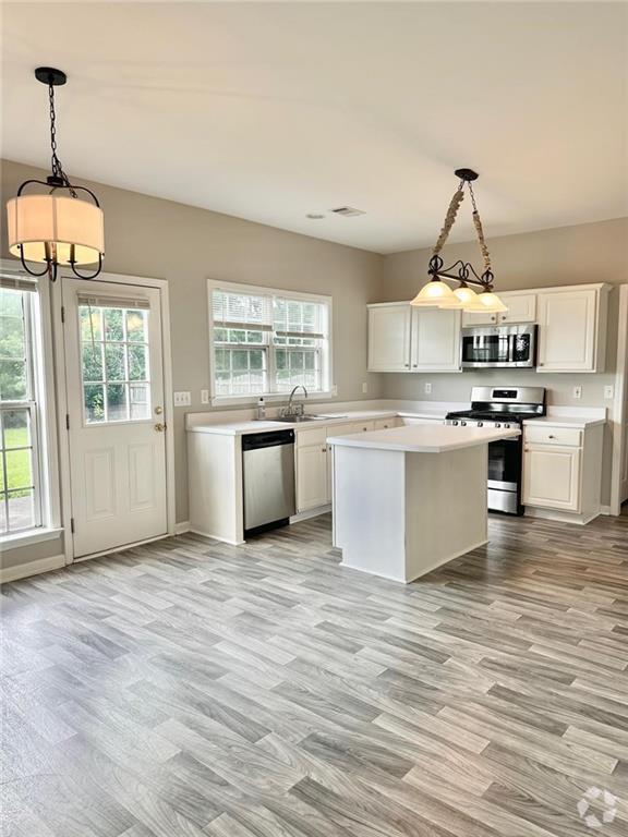 Building Photo - 2616 Myrtlewood Ln NW Rental