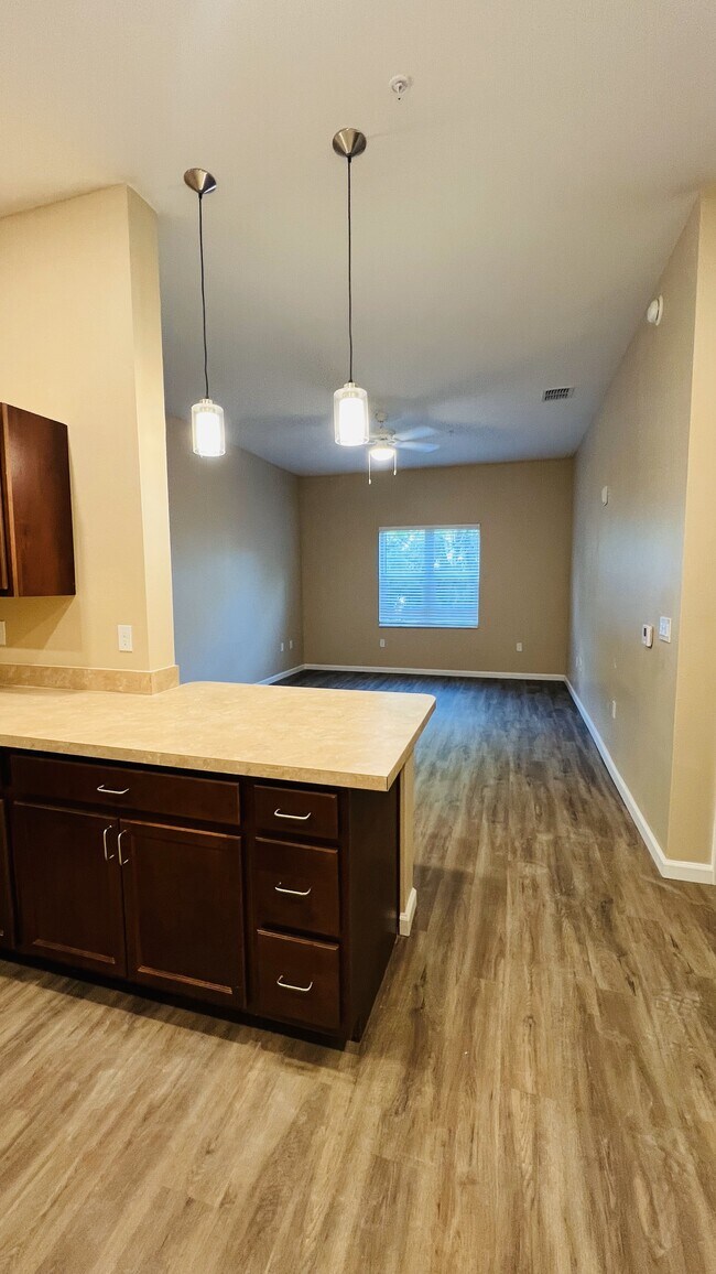 Photo - Jackson Forest Apartments