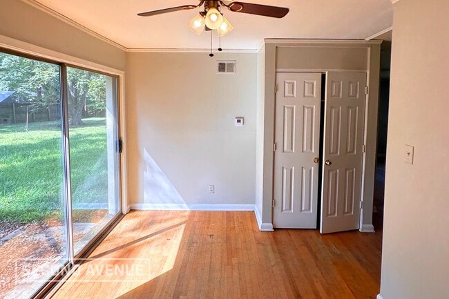 Photo - 1737 Tahiti Ln