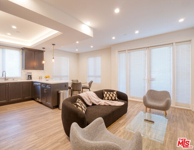 Photo - 8700 Chalmers Dr Unidad 101