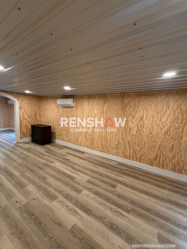 Photo - 123 Barham St