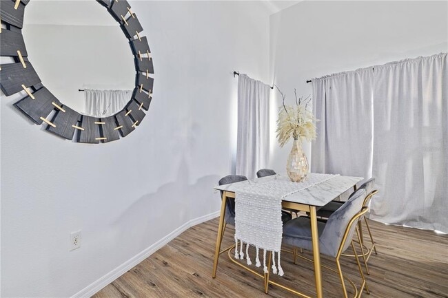 Photo - 9415 Citrus Glen Pl
