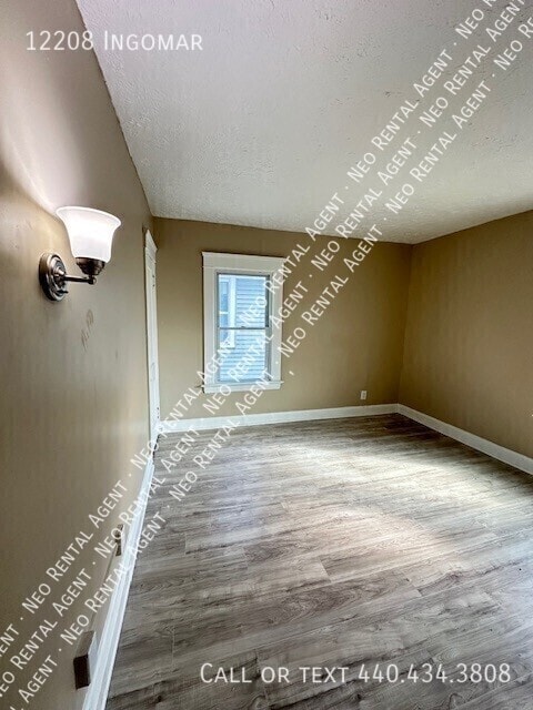 Photo - 12208 Ingomar-