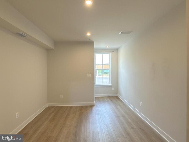 Building Photo - 14441 Albemarle Point Pl