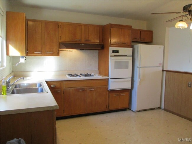 Photo - 245 Lindy Blvd