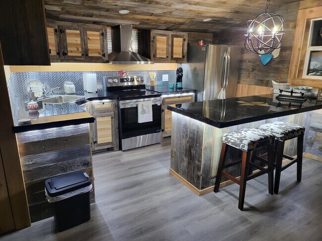 Photo - 7223 Neiman Rd Unit Sunday Haus