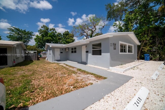 Photo - 2457 NE 183rd St Apartamento Unidad 2457