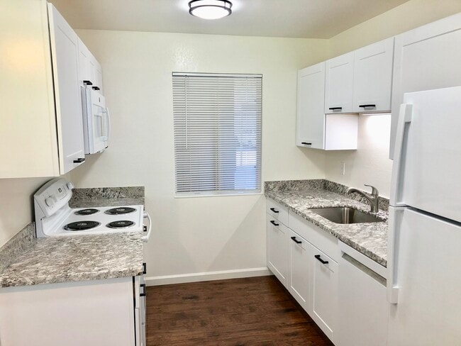 Photo - 810 Carlita Cir Unit 810 Carlita Circle Apt. B