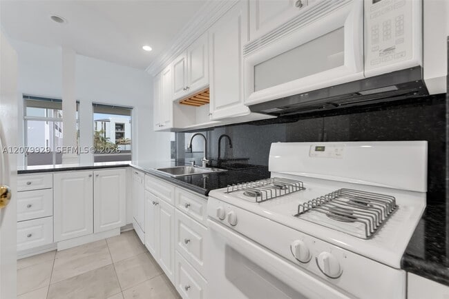 700 Biltmore Ct Unit 304