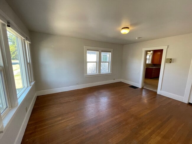 Photo - 311 N 9th St