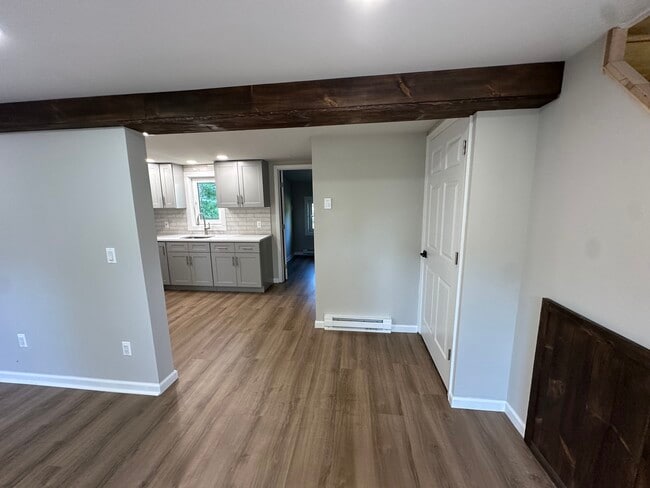 Photo - 138 Sopher St