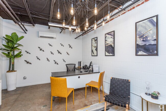 Leasing Office