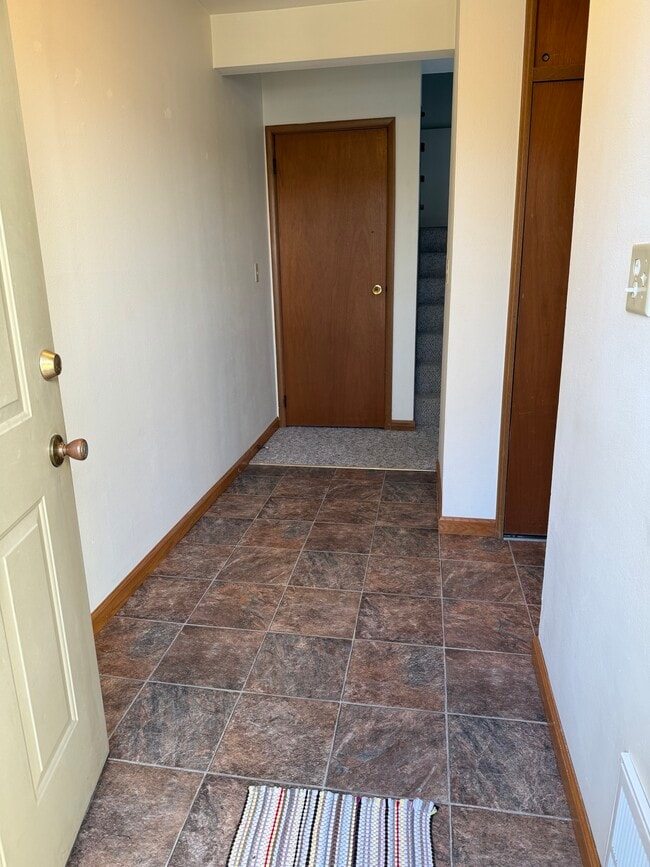 Photo - 17 Florentine Ct