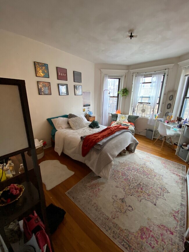 27 Saint Lukes Rd