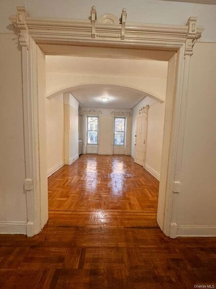 Photo - 732 Hancock St Unidad 2