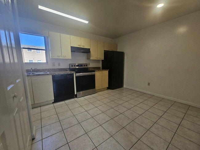 Photo - 660 8th St Unit 115