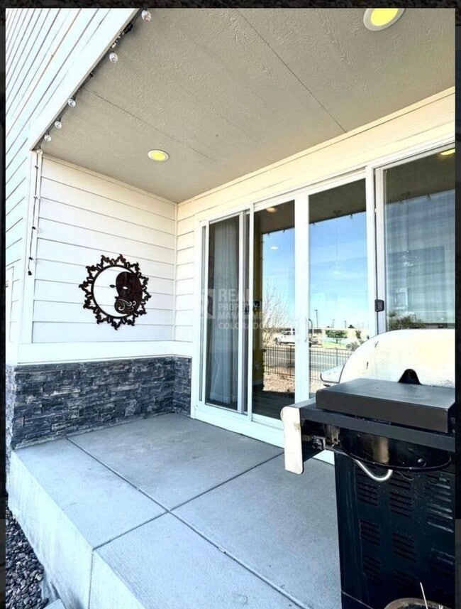 Photo - 23633 E 5th Dr