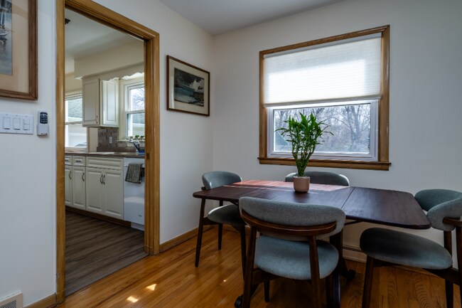 Photo - 2767 Oakwood Ln