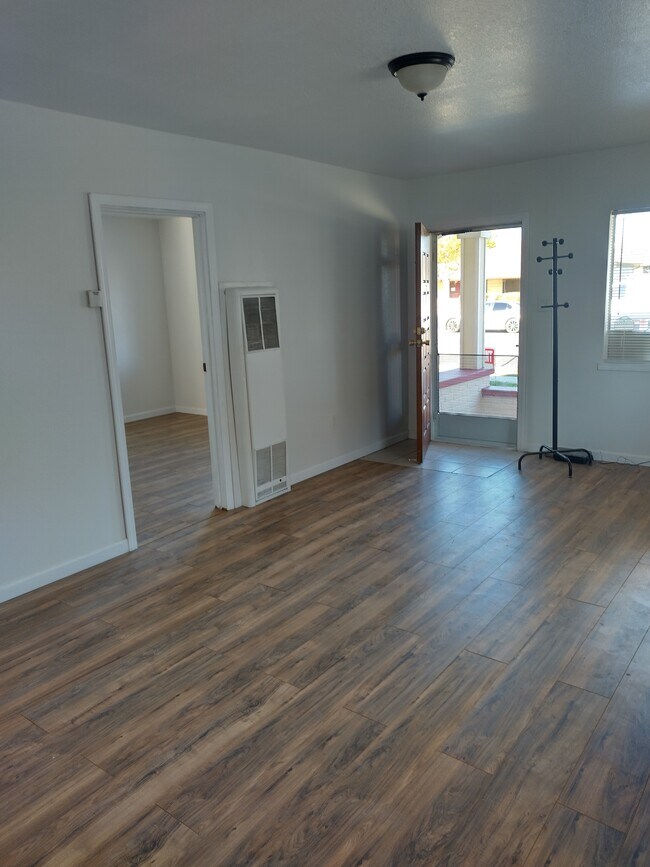 Photo - 265 S 21st St