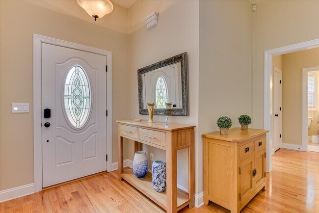 Photo - 809 Rutledge Rd SW