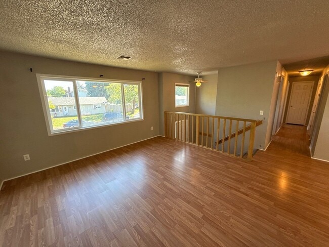 Photo - 2551 23rd Ave SE