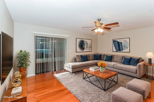 Photo - 7815 Capwood Ave