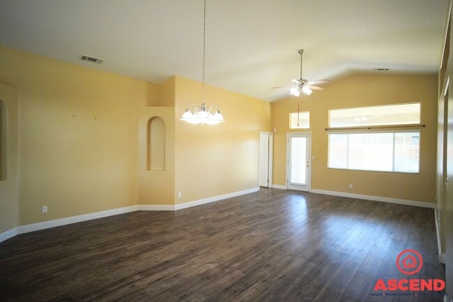 Photo - Charming Home in Campus Park!