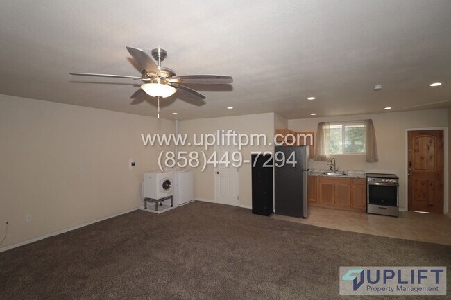 Photo - 766 S Grade Rd