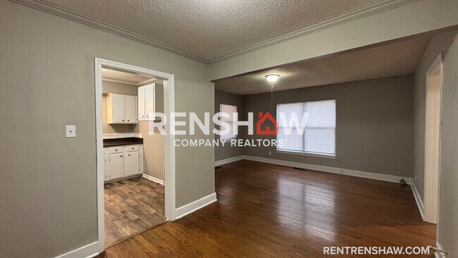 Photo - 3428 Vanuys Rd