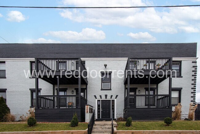 Photo - 1329 E Market St Unidad 3