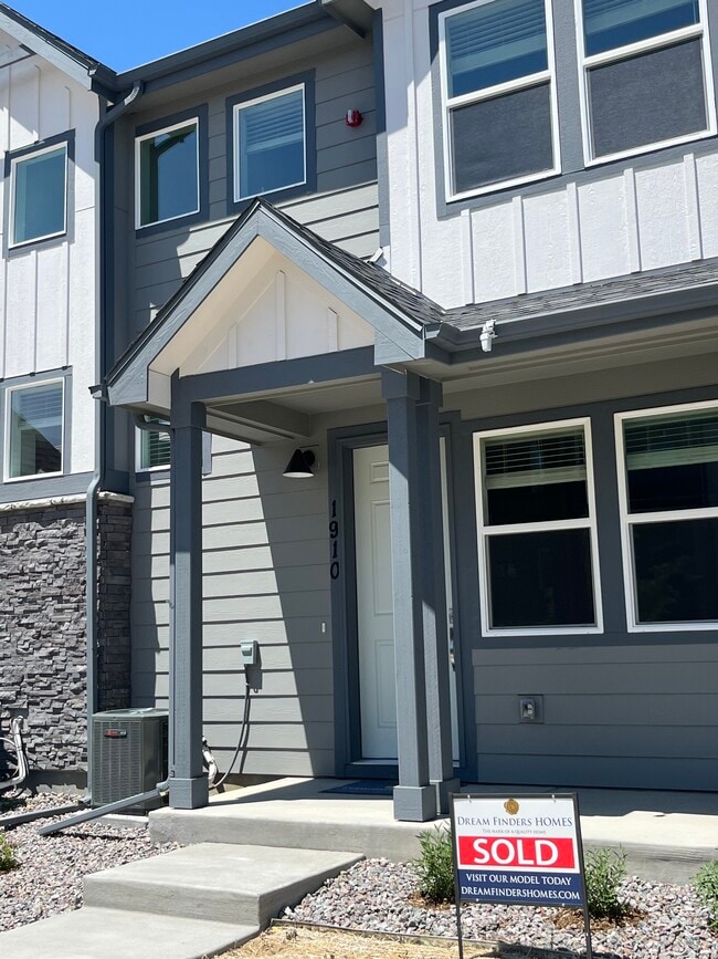 Photo - 1910 Rosen Dr