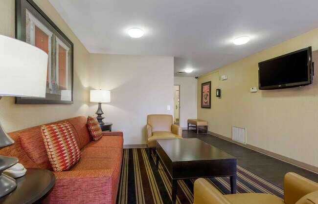 Furnished Studio-El Paso - West