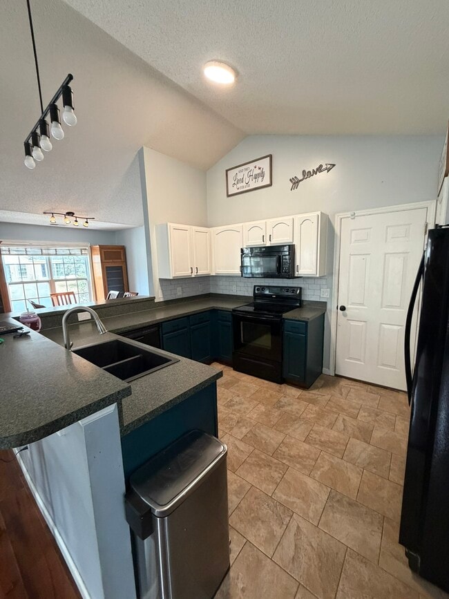 Photo - 7 W Morningside Dr