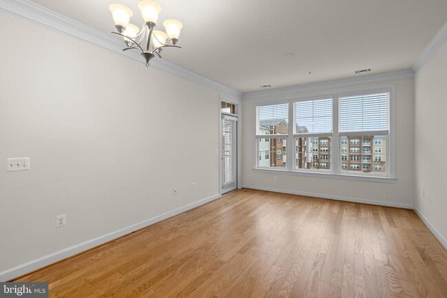 Photo - 13723 Neil Armstrong Ave Unidad 507