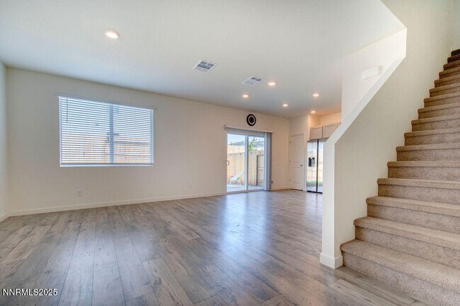 Photo - 604 Selene Moon St