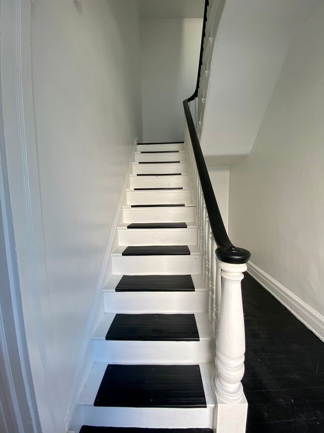 Photo - 451 Warner St Unidad 2