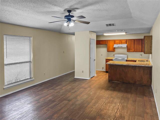 Photo - 828 Mirabell Ct