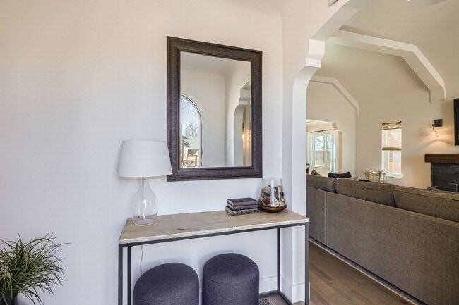Photo - Available NOW! Fully Furnished 4 Bedroom 2 Bath Beautiful Home in Denver!