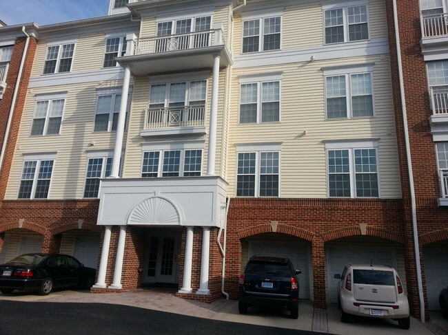 Photo - 305 Redland Blvd Unit 205