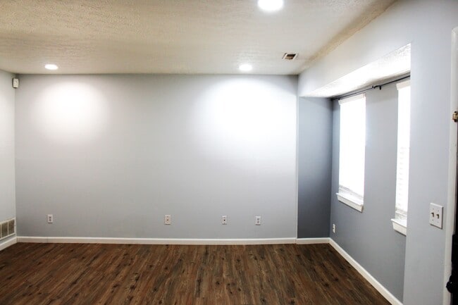 Photo - 1823 Worthington Run Dr