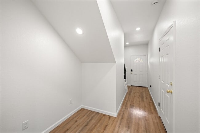 Photo - 6719 Roanoke St Unidad A