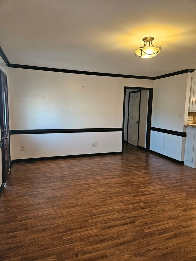 Photo - 208 Killdeer Dr