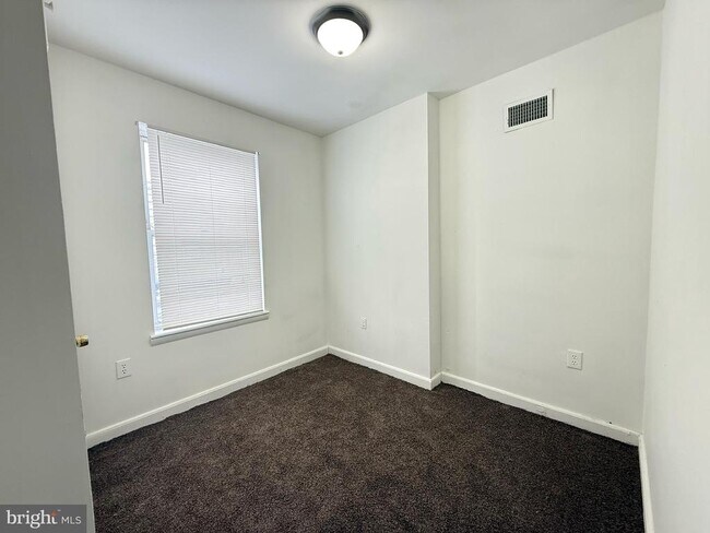 Photo - 2517 S Camac St