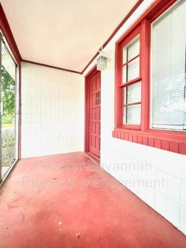 Photo - 1312 Love St