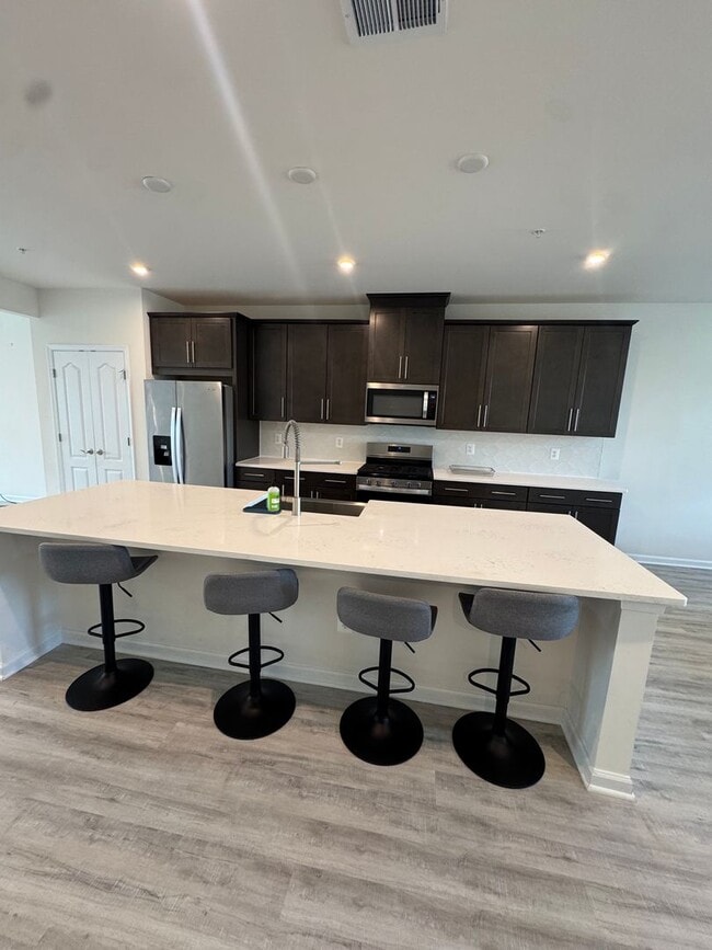 Photo - Spacious, Modern Condo in Owings Mills — M...