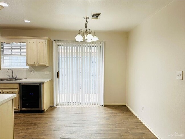 Photo - 26 N 7th St Unit 2