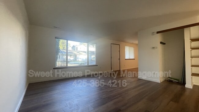 Photo - 2007 131st Ave NE