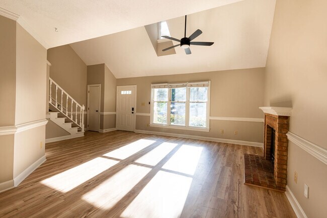 Photo - 5500 Fortunes Ridge Dr