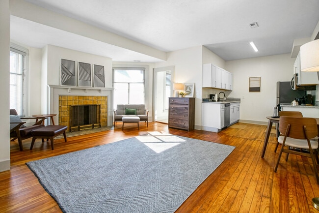 Photo - 1848 E 89th St Unidad ID1061083P